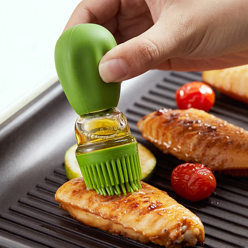 Portable Kitchen Oil Bottle Silicone Brush Control Quantitative With Barbecue Spray Bottle For BBQ Cooking Baking Oil Dispenser