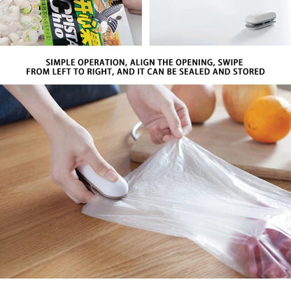 Mini Heat Sealer Portable Kitchen Accessories Tools Storage Plastic Bag Sealer Snacks Sealing Clip Mini Sealing Machine Bag Clip