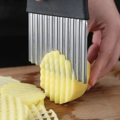 Stainless Steel Potato Chip Slicer Dough Vegetable Fruit Crinkle Wavy Kitchen Knife Cutter Chopper French Fry Maker Tools Gadget