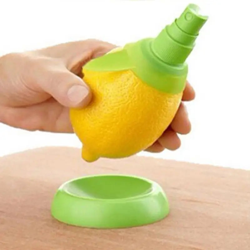 New Squeeze Lemon Manual Juicer Spray Mini Presskitchen Gadgets and Accessories Presse Citron Orange Fruit Cooking Tool