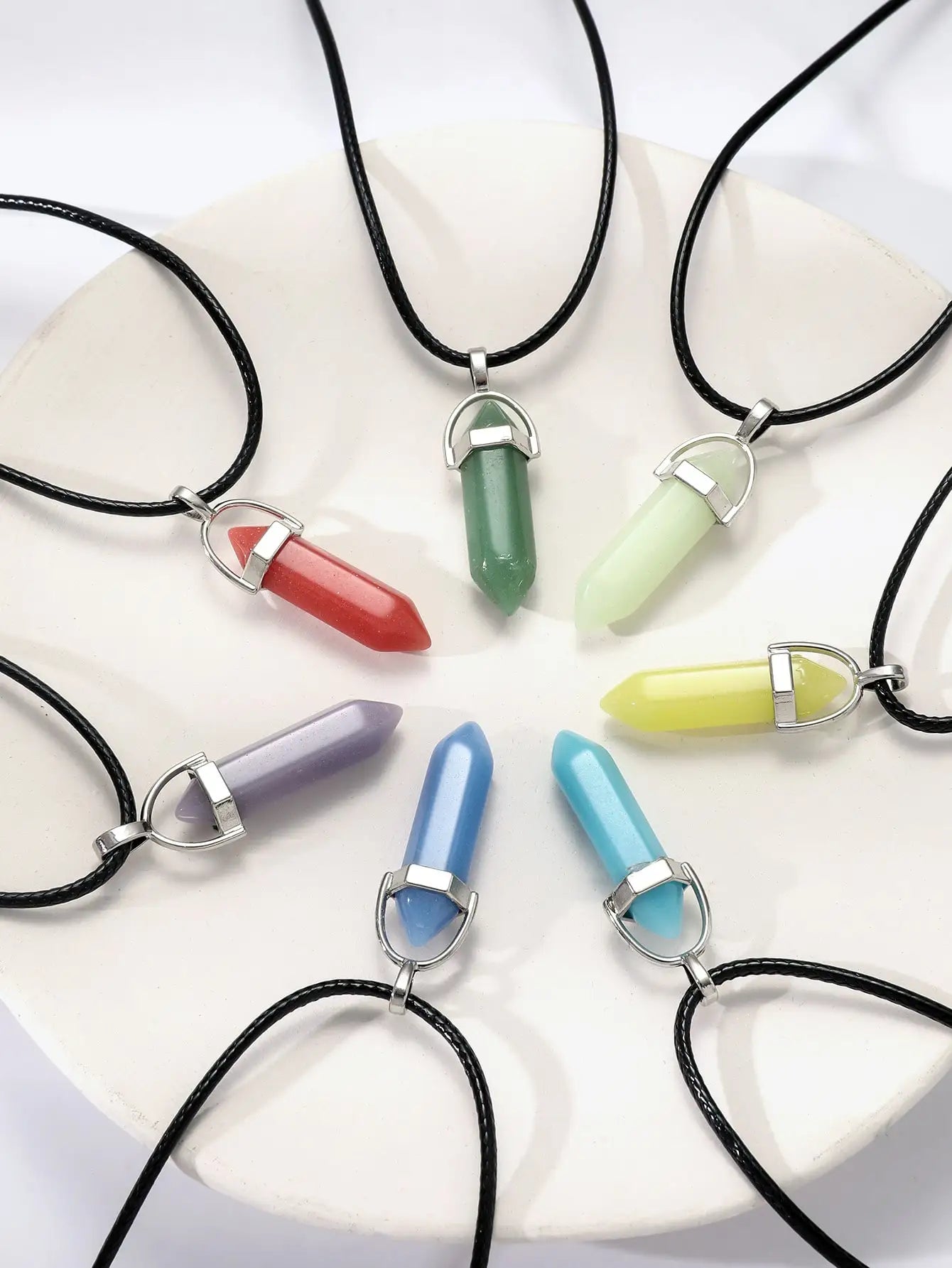 7PCS's Multi -Style Luminous Pendant Necklace, Suitable for Women, Men's Daily Wear, Will Emit Bright Pendant Necklaces