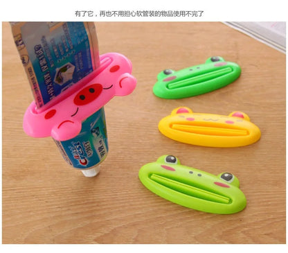 Cute Cartoon Rolling Toothpaste Squeezer Dispenser Facial Cleanser Clips Kid Toothpaste Holder Tube Saver Bathroom Accessories