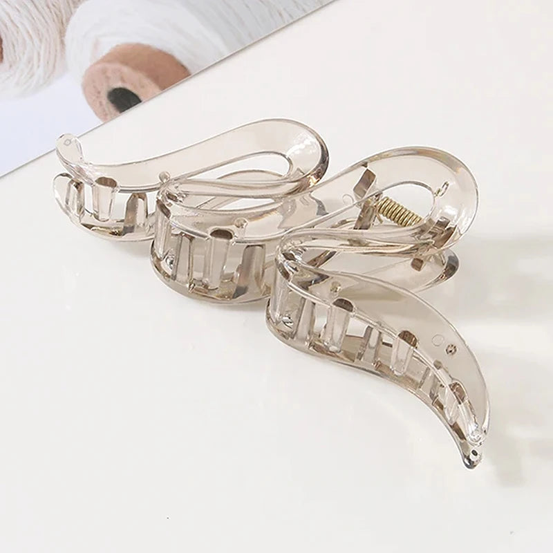 Fashion 13CM Oversized Wavy Frosted Matte Transparent Bright Shark Clip Headdress Hairpin Hair Accessories For Women Girls New